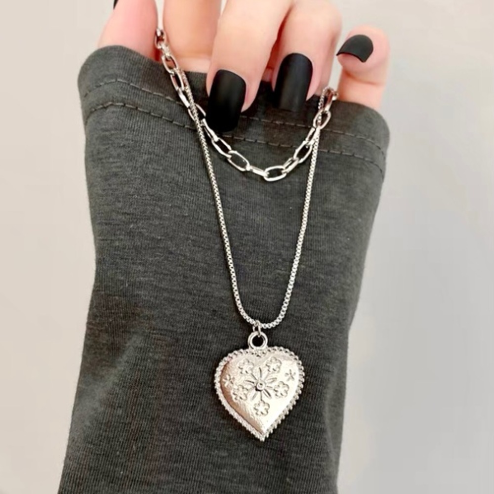 ❣️$25/3❣️ Sliver Plated Heart Pendant Double Chains Necklace - Picture 8 of 14